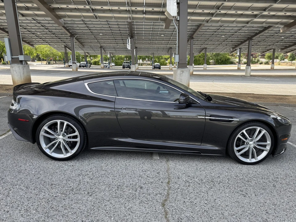 2011 Aston Martin DBS (2008-2012) - Image 12 of 31