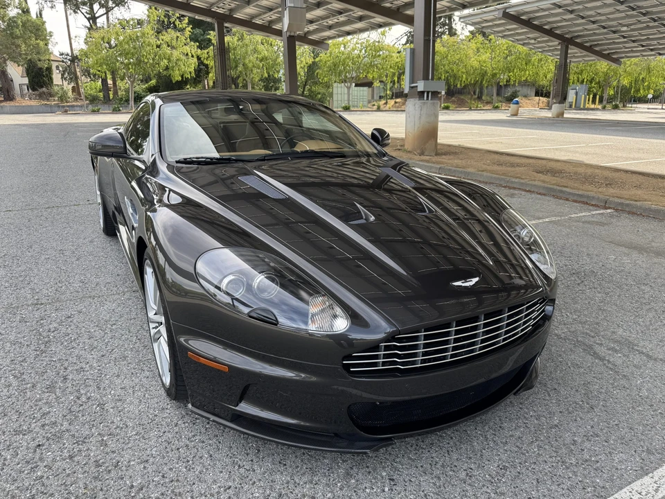 2011 Aston Martin DBS (2008-2012) - Image 8 of 31