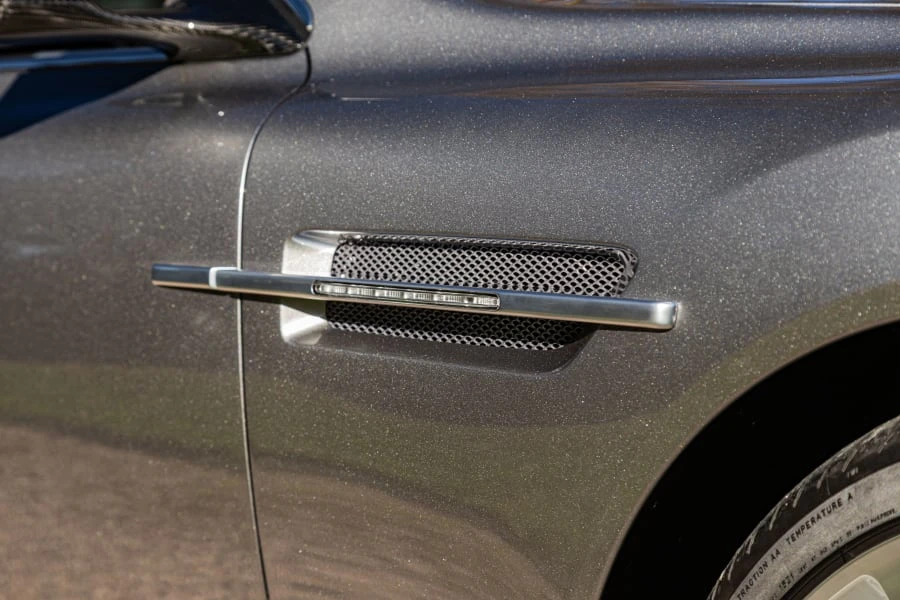 2011 Aston Martin DBS (2008-2012) - Image 14 of 31