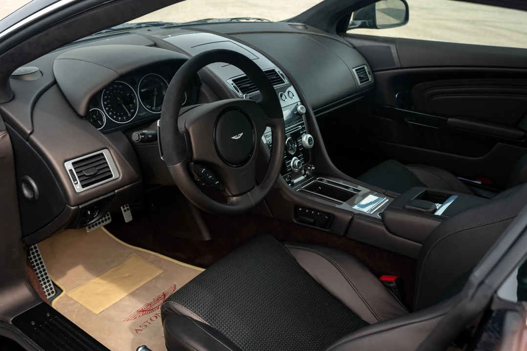 2011 Aston Martin DBS (2008-2012) - Image 17 of 31