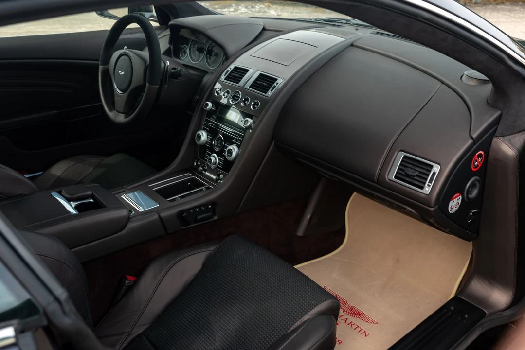 2011 Aston Martin DBS (2008-2012) - Image 18 of 31