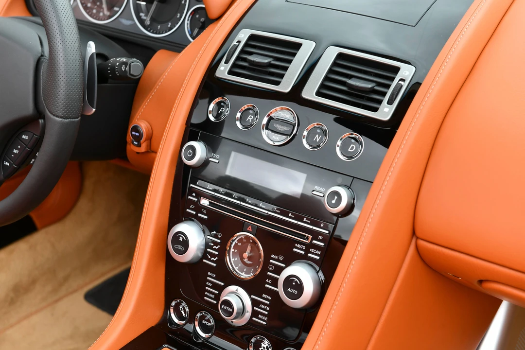 2011 Aston Martin DBS (2008-2012) - Image 21 of 31