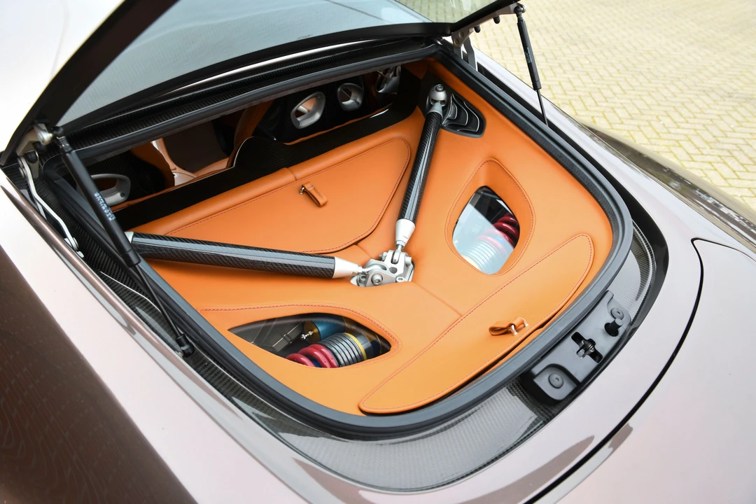 2011 Aston Martin One-77 - Image 30 of 31