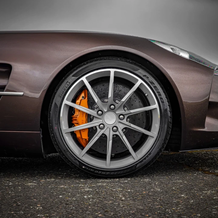 2011 Aston Martin One-77 - Image 8 of 31