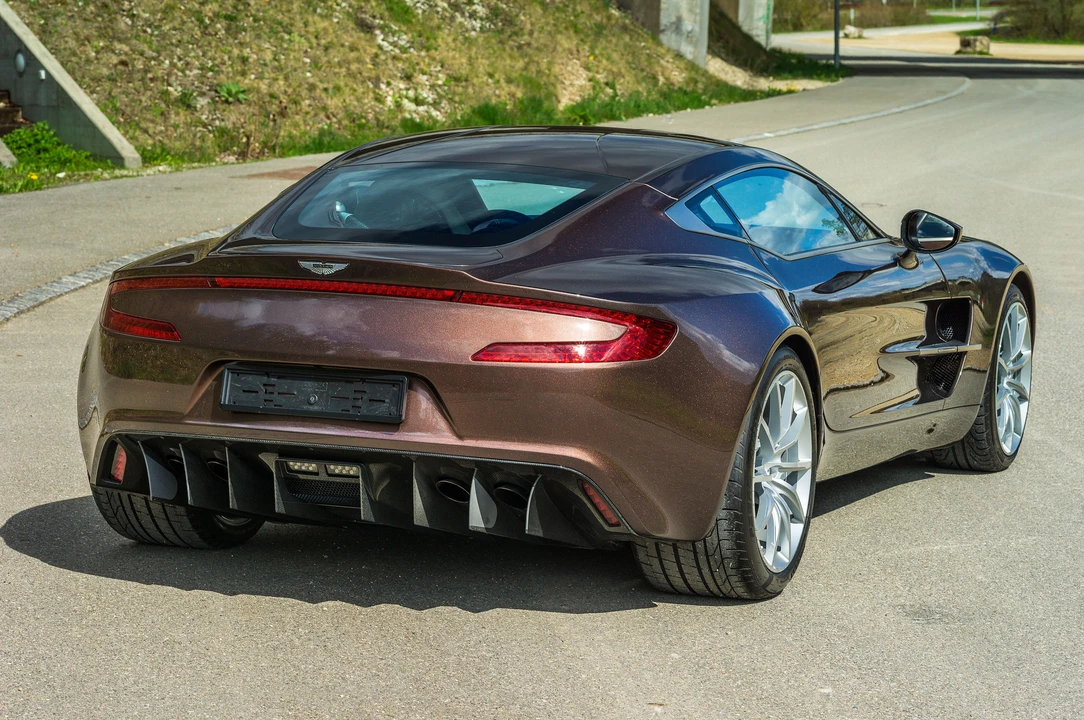 2011 Aston Martin One-77 - Image 4 of 31