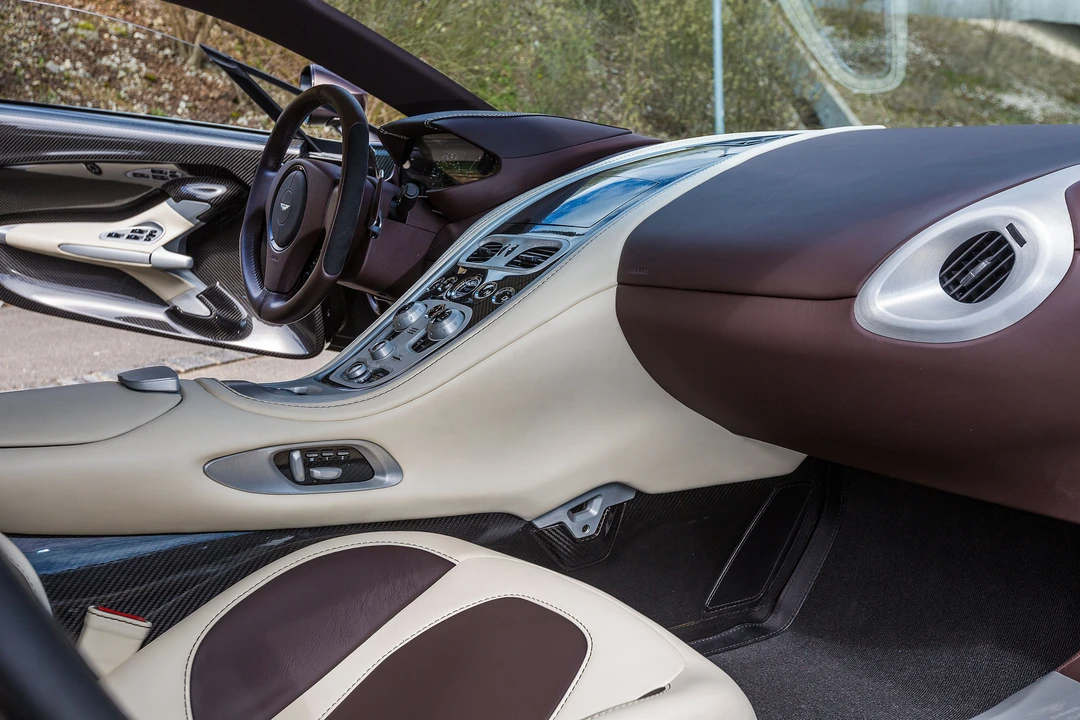 2011 Aston Martin One-77 - Image 22 of 31