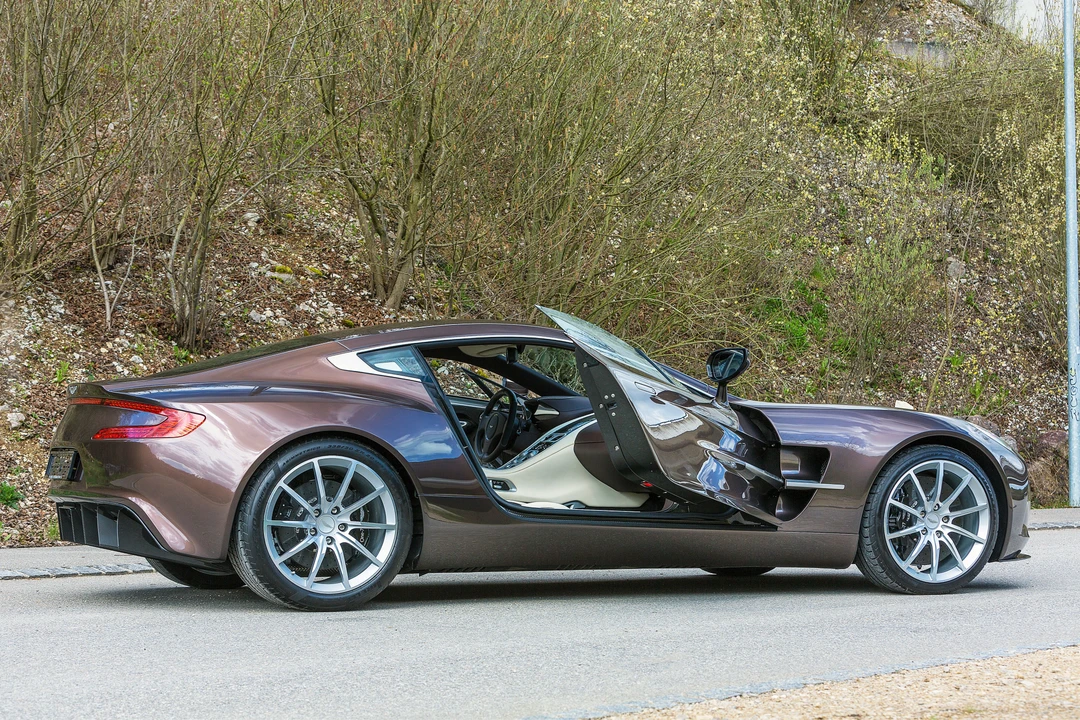 2011 Aston Martin One-77 - Image 15 of 31