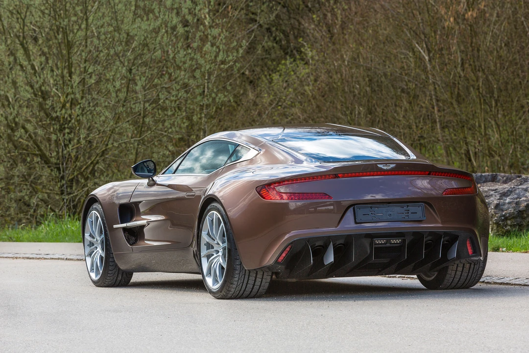 2011 Aston Martin One-77 - Image 10 of 31