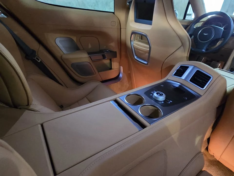 2011 Aston Martin Rapide - Image 17 of 19
