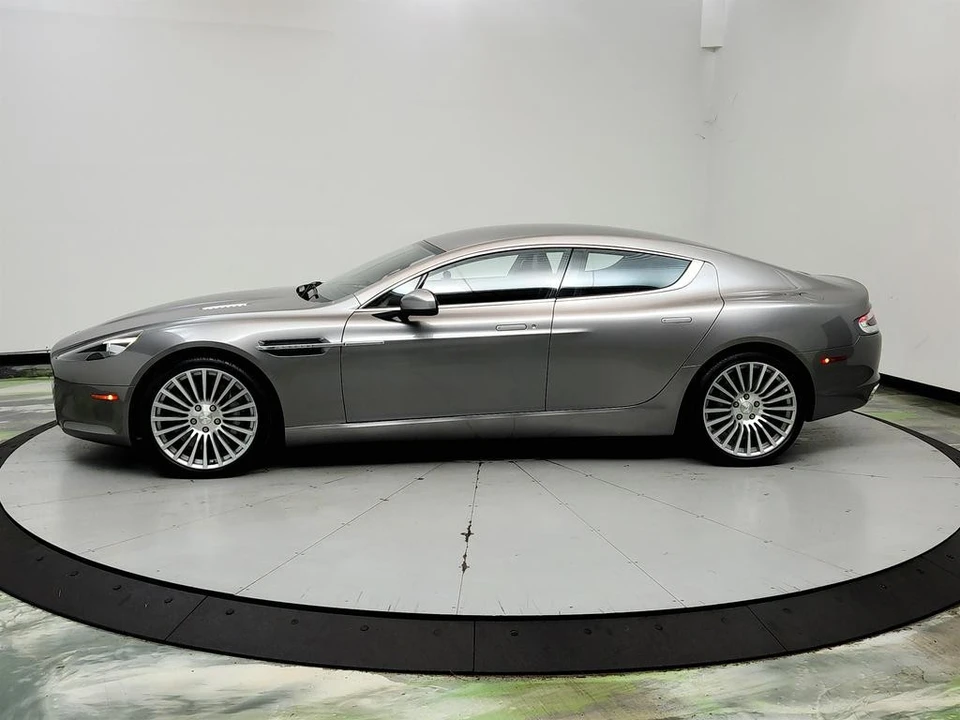 2011 Aston Martin Rapide - Image 8 of 31