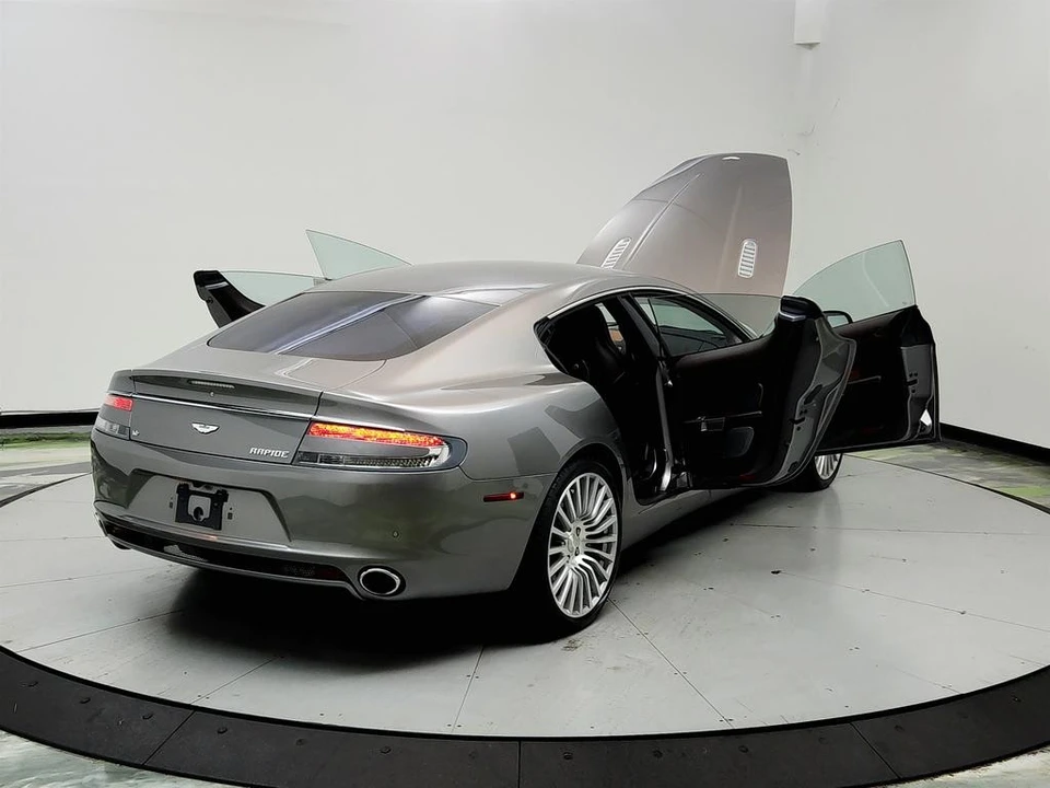2011 Aston Martin Rapide - Image 11 of 31