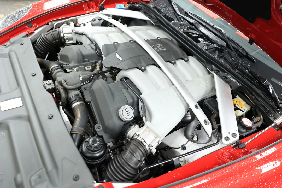 2011 Aston Martin Rapide - Image 20 of 27