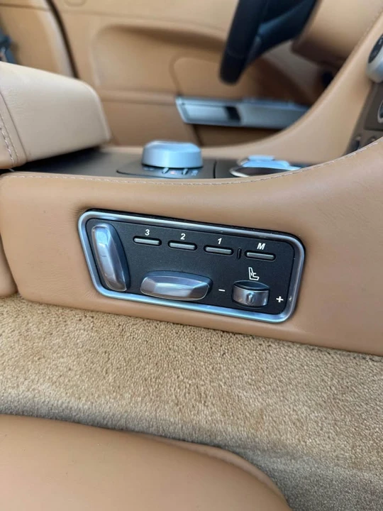 2011 Aston Martin Rapide - Image 16 of 20