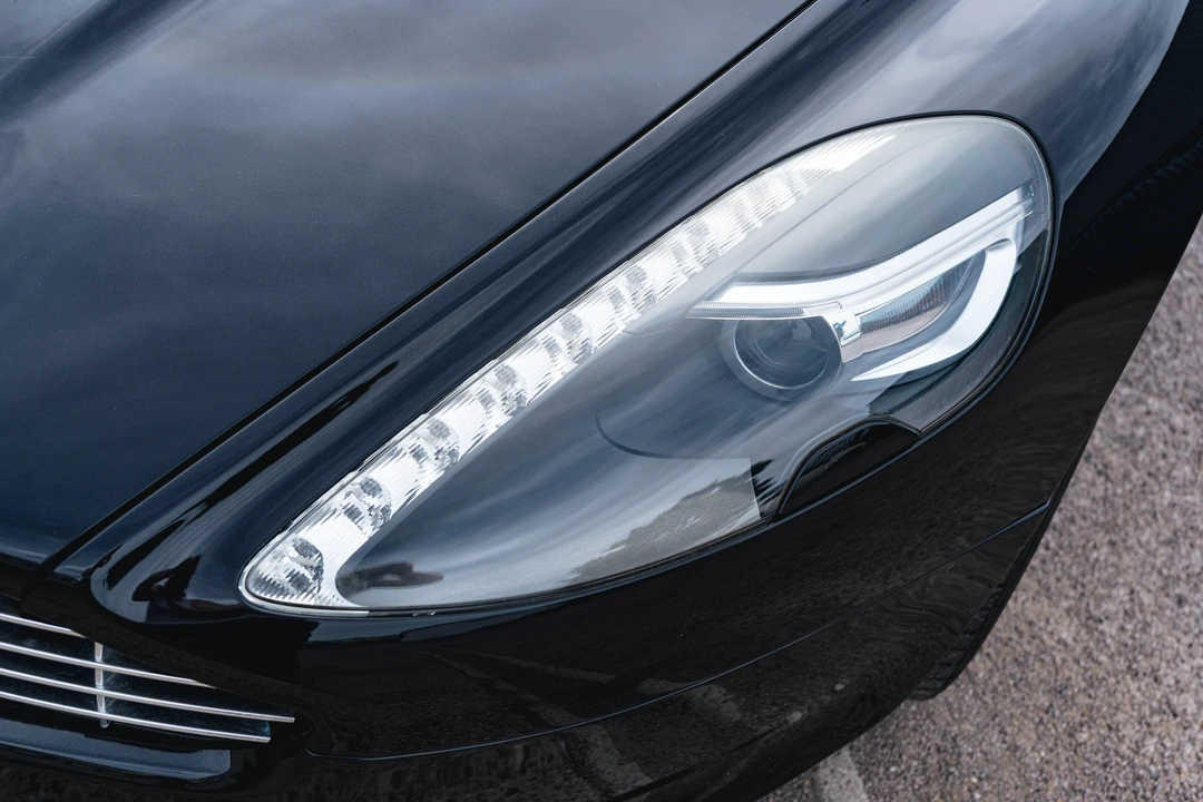 2011 Aston Martin Rapide - Image 29 of 31