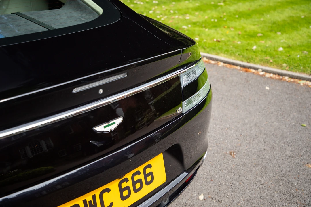 2011 Aston Martin Rapide - Image 21 of 31