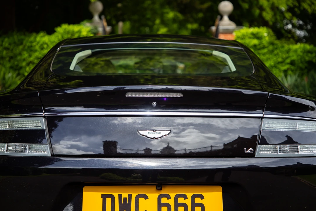 2011 Aston Martin Rapide - Image 22 of 31