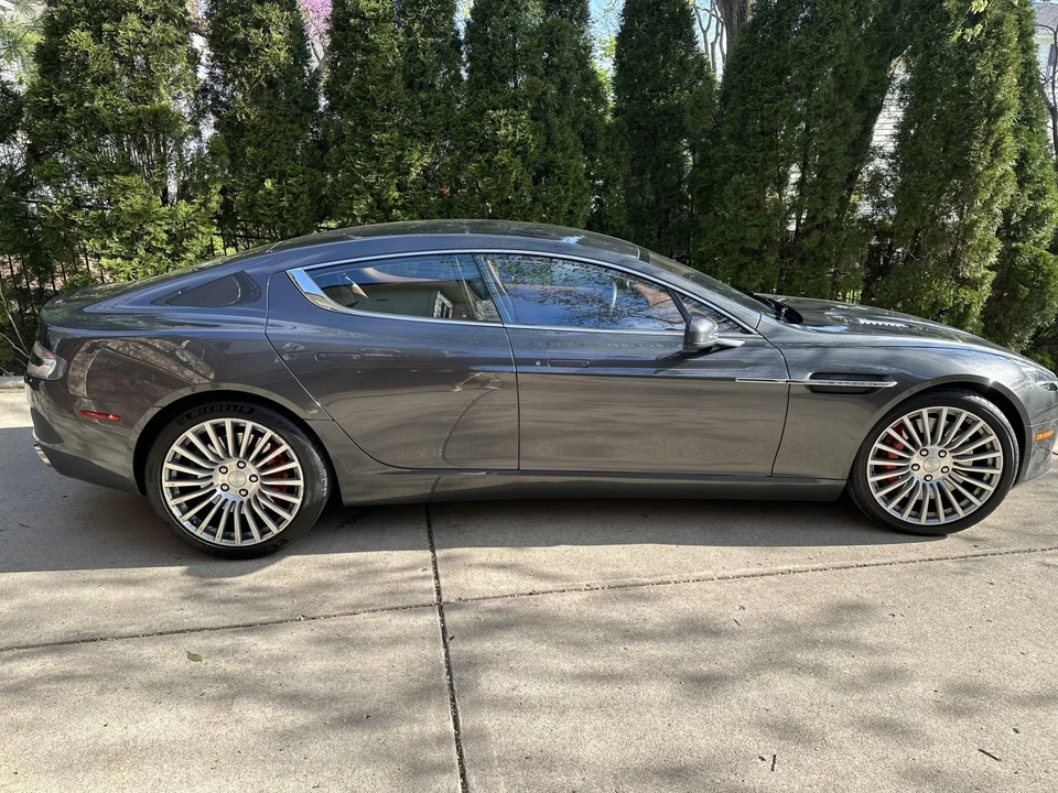 2011 Aston Martin Rapide - Image 16 of 31