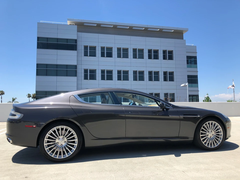 2011 Aston Martin Rapide - Image 10 of 31