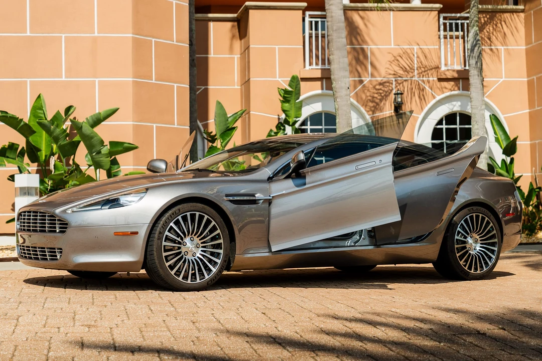 2011 Aston Martin Rapide - Image 16 of 31