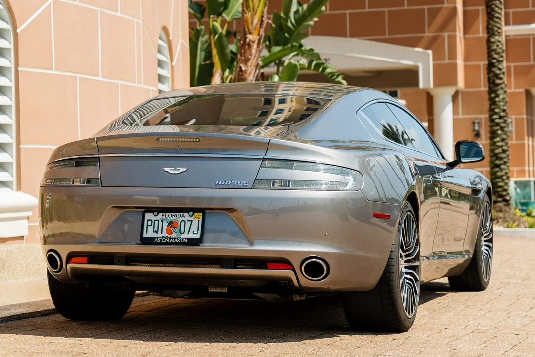 2011 Aston Martin Rapide - Image 9 of 31