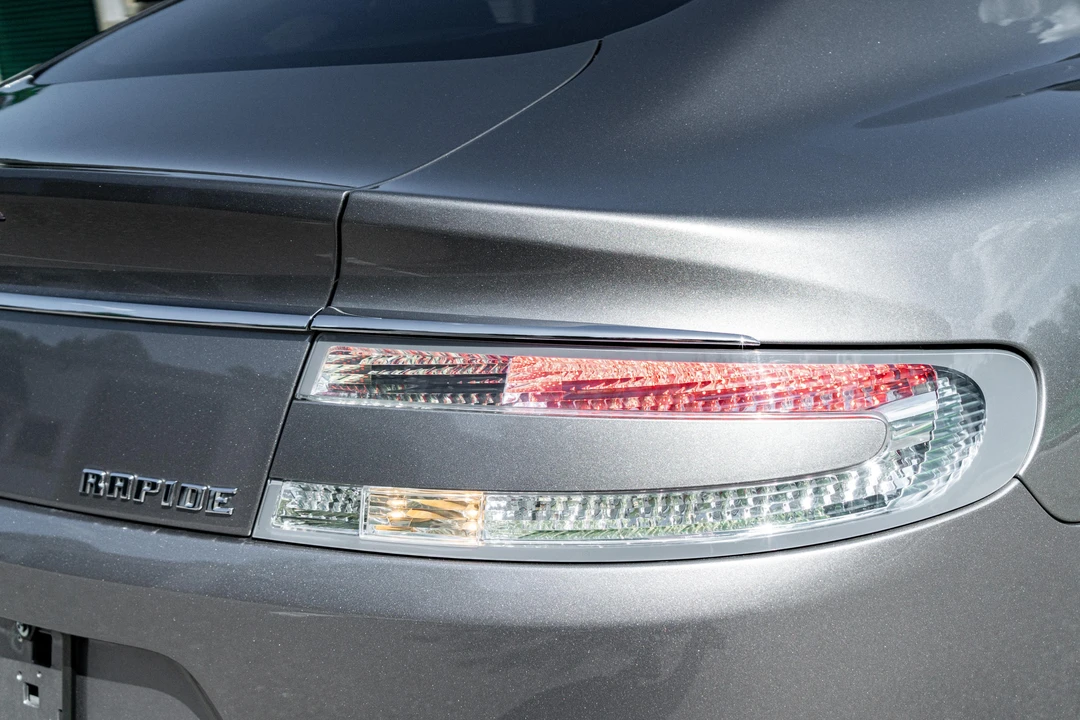 2011 Aston Martin Rapide - Image 18 of 31