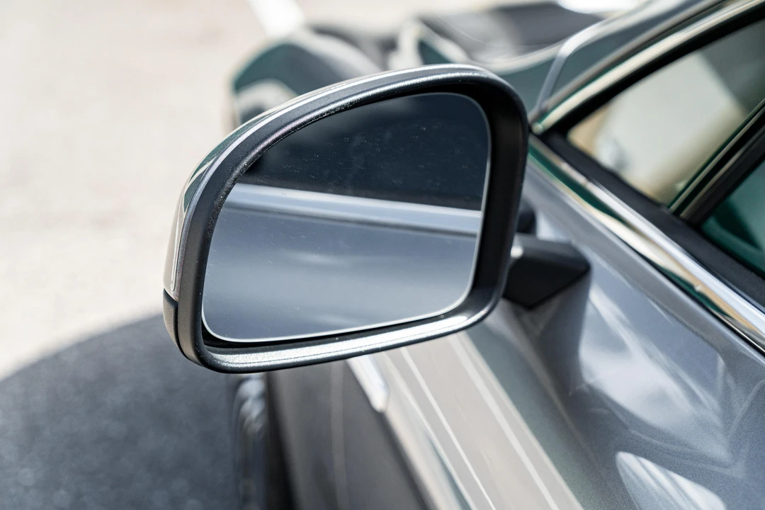 2011 Aston Martin Rapide - Image 16 of 31