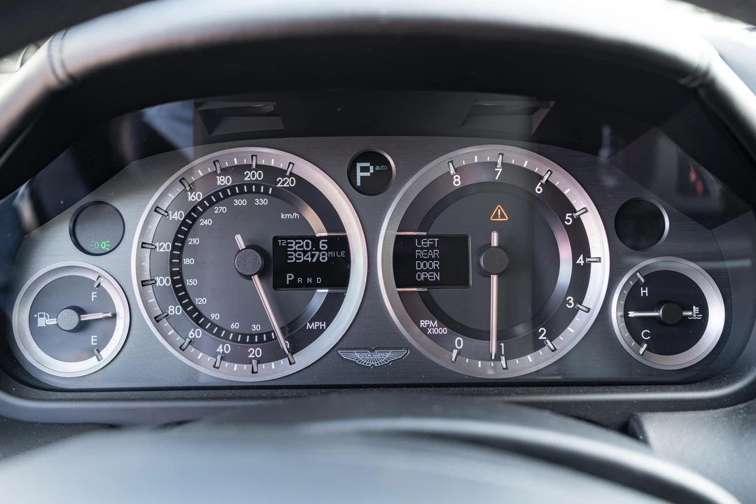 2011 Aston Martin Rapide - Image 28 of 31