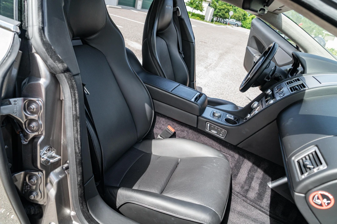 2011 Aston Martin Rapide - Image 31 of 31