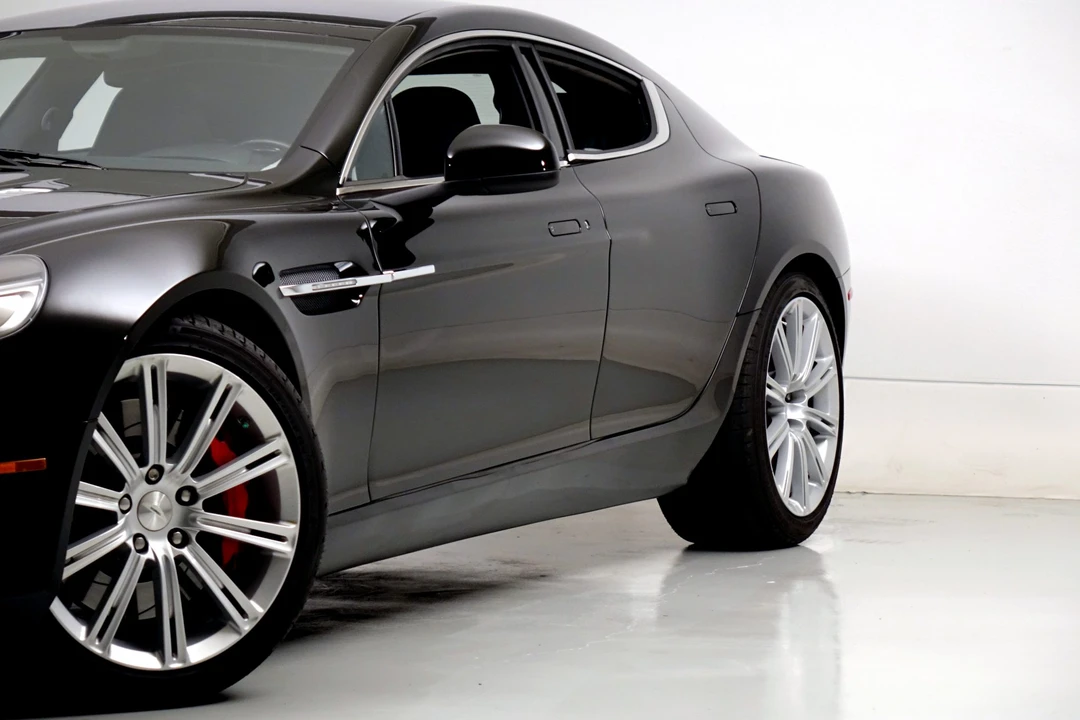 2011 Aston Martin Rapide - Image 26 of 31
