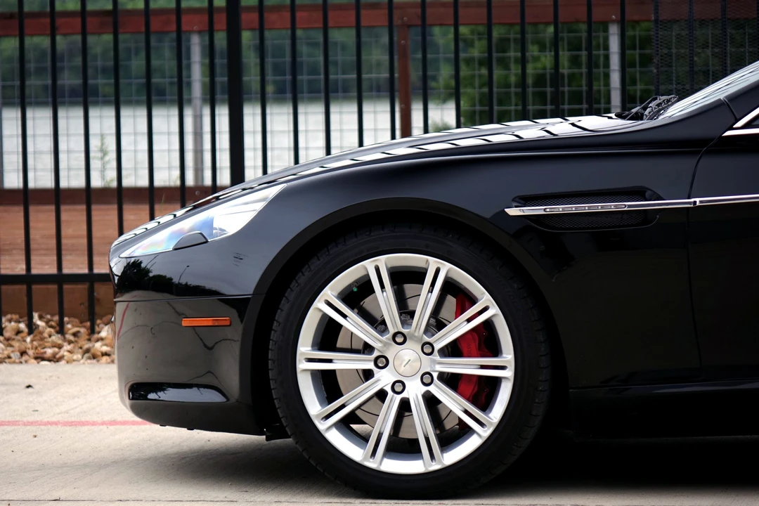 2011 Aston Martin Rapide - Image 29 of 31