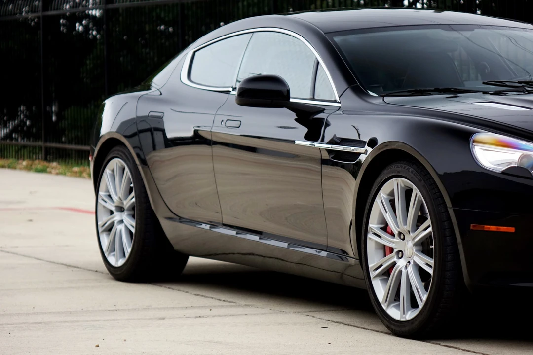 2011 Aston Martin Rapide - Image 19 of 31