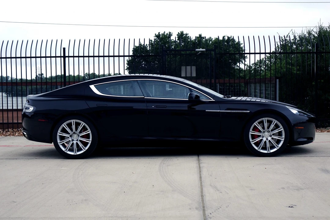2011 Aston Martin Rapide - Image 16 of 31