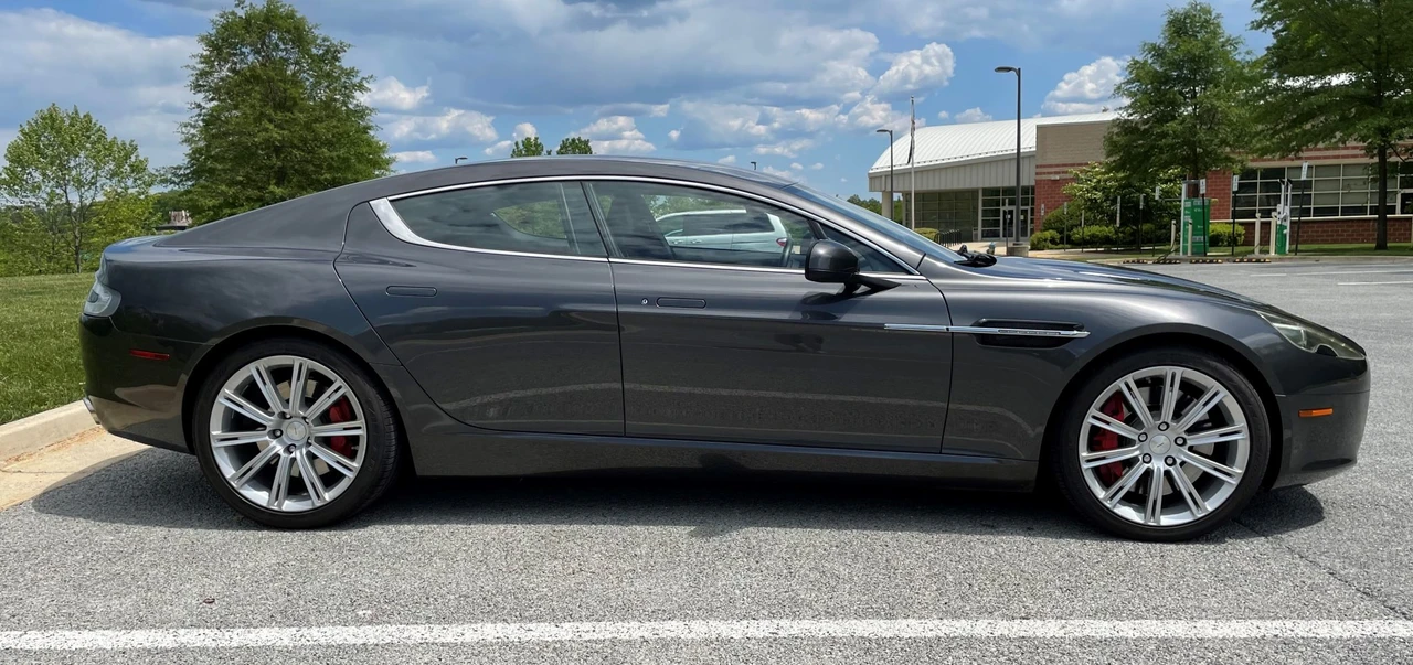 2011 Aston Martin Rapide - Image 11 of 31