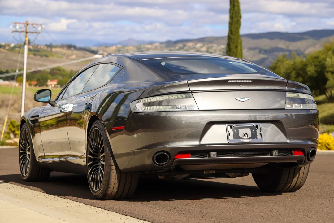 2011 Aston Martin Rapide - Image 8 of 31