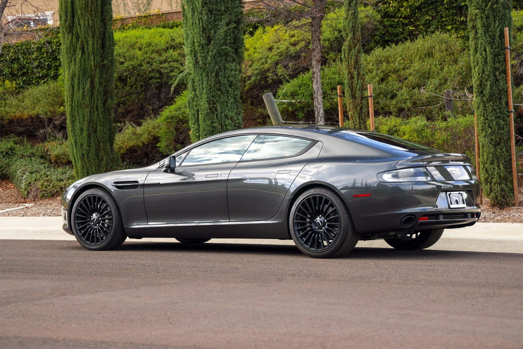 2011 Aston Martin Rapide - Image 30 of 31