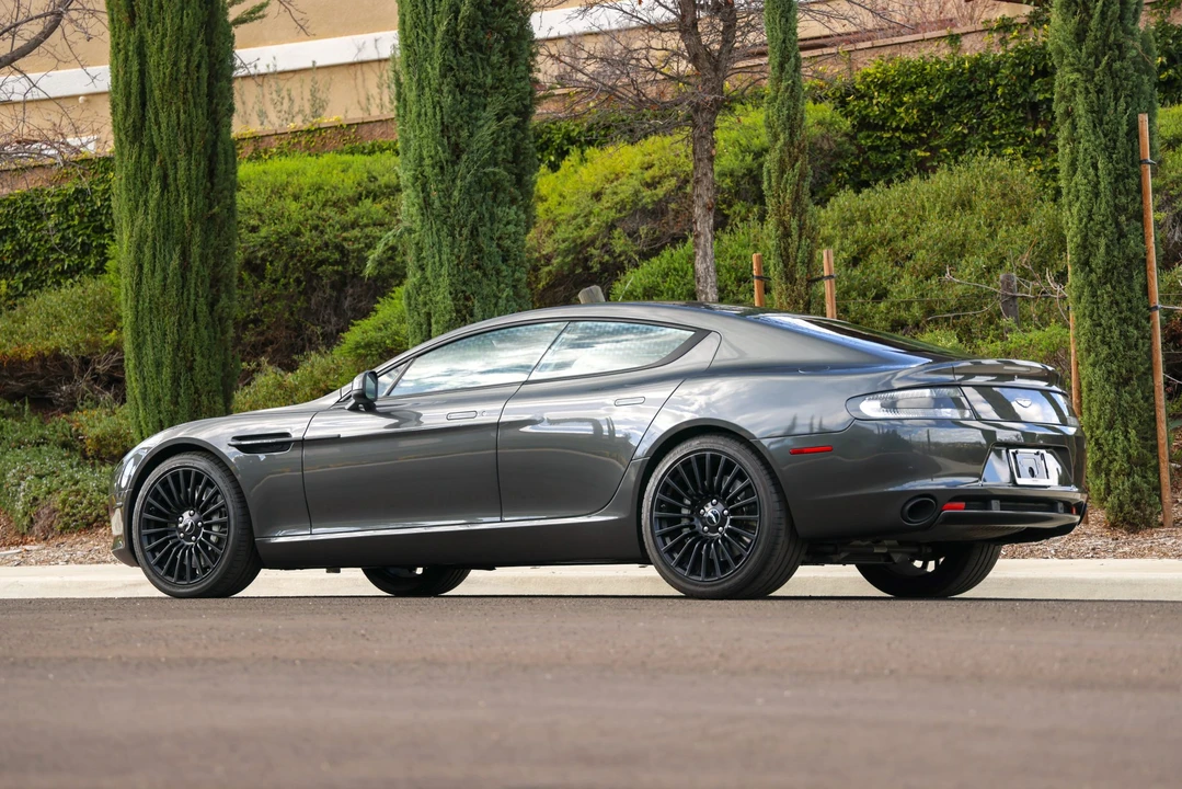 2011 Aston Martin Rapide - Image 31 of 31