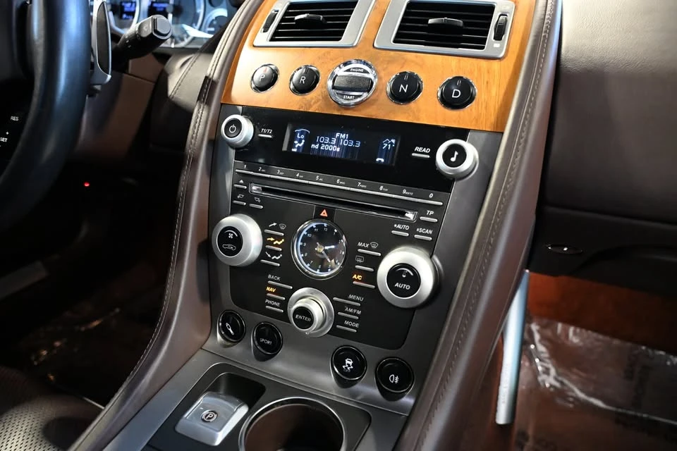 2011 Aston Martin Rapide - Image 14 of 20