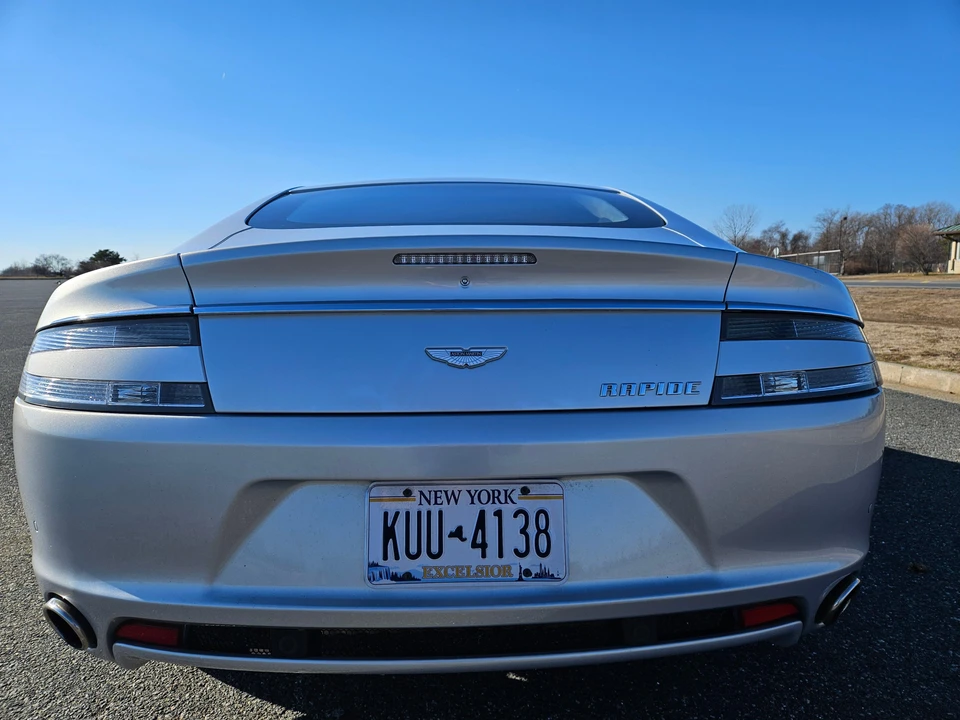2011 Aston Martin Rapide - Image 17 of 31
