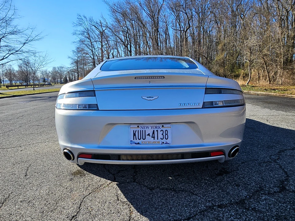 2011 Aston Martin Rapide - Image 16 of 31