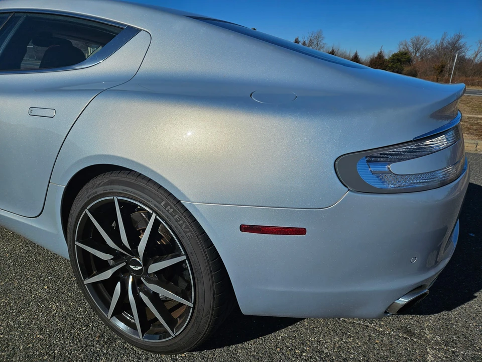 2011 Aston Martin Rapide - Image 22 of 31