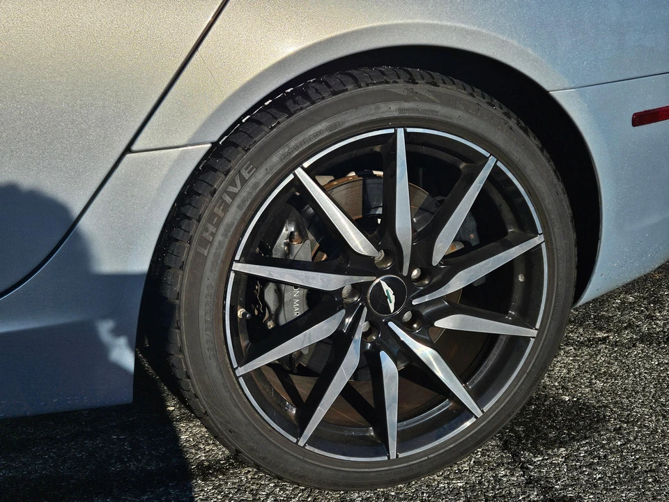 2011 Aston Martin Rapide - Image 26 of 31
