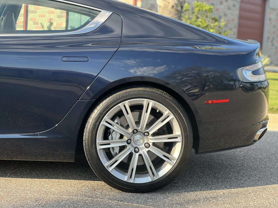 2011 Aston Martin Rapide - Image 30 of 31