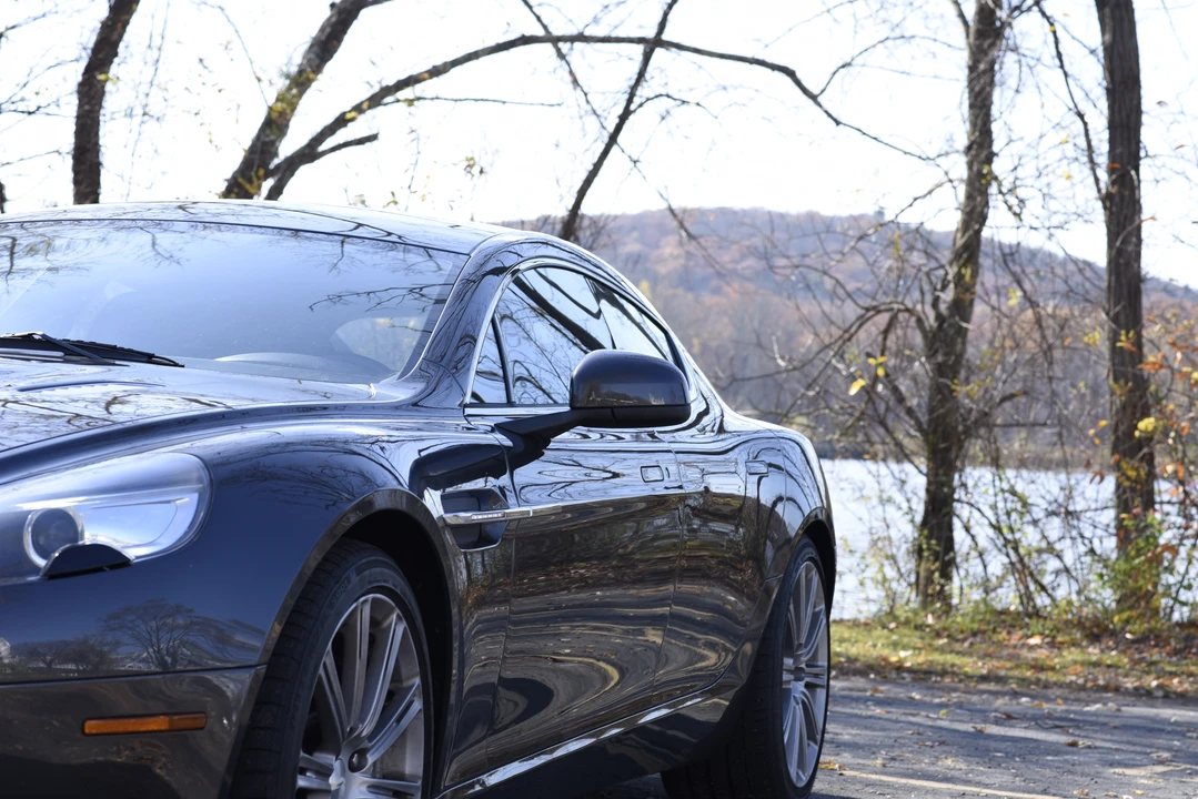 2011 Aston Martin Rapide - Image 10 of 26