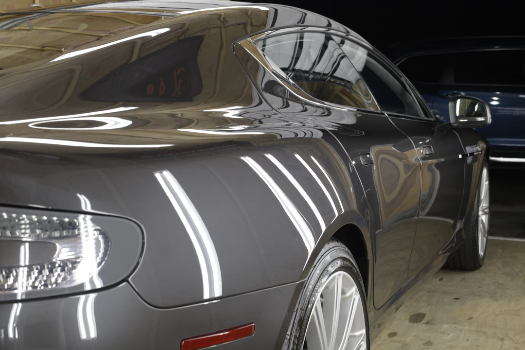 2011 Aston Martin Rapide - Image 18 of 26