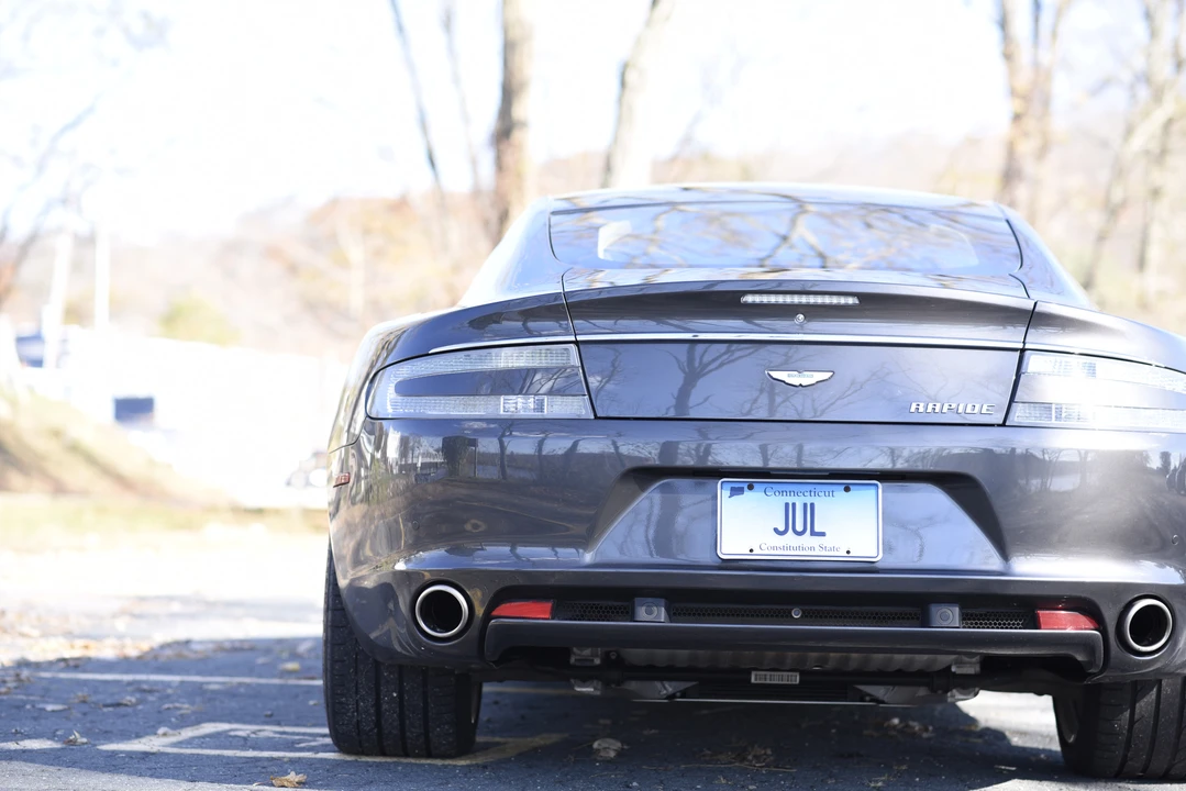 2011 Aston Martin Rapide - Image 19 of 26