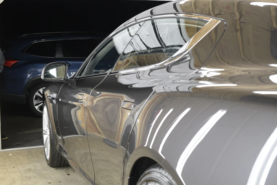 2011 Aston Martin Rapide - Image 14 of 26