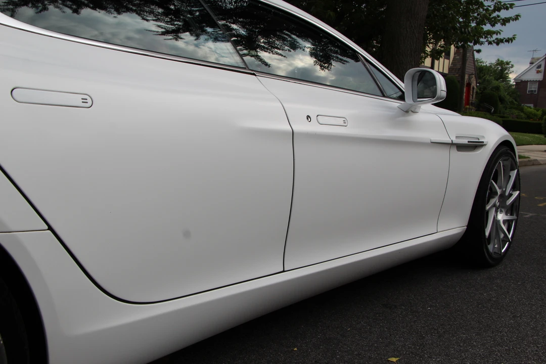 2011 Aston Martin Rapide - Image 27 of 31