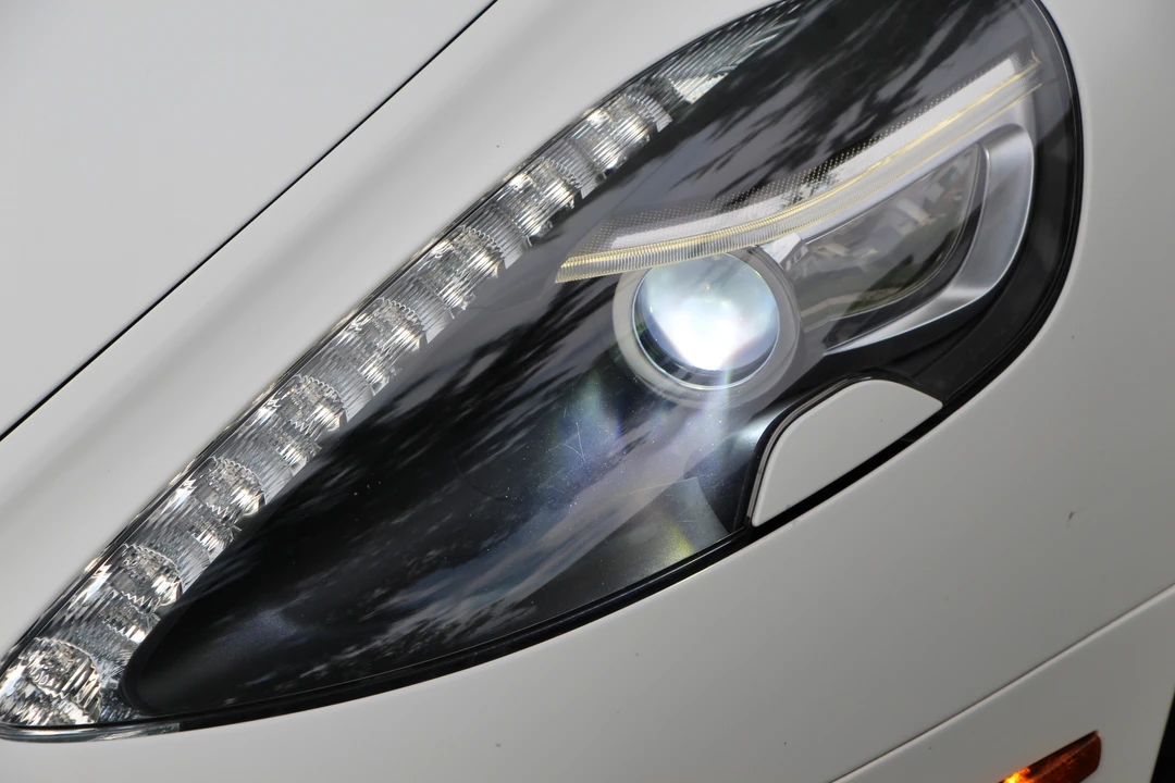 2011 Aston Martin Rapide - Image 19 of 31