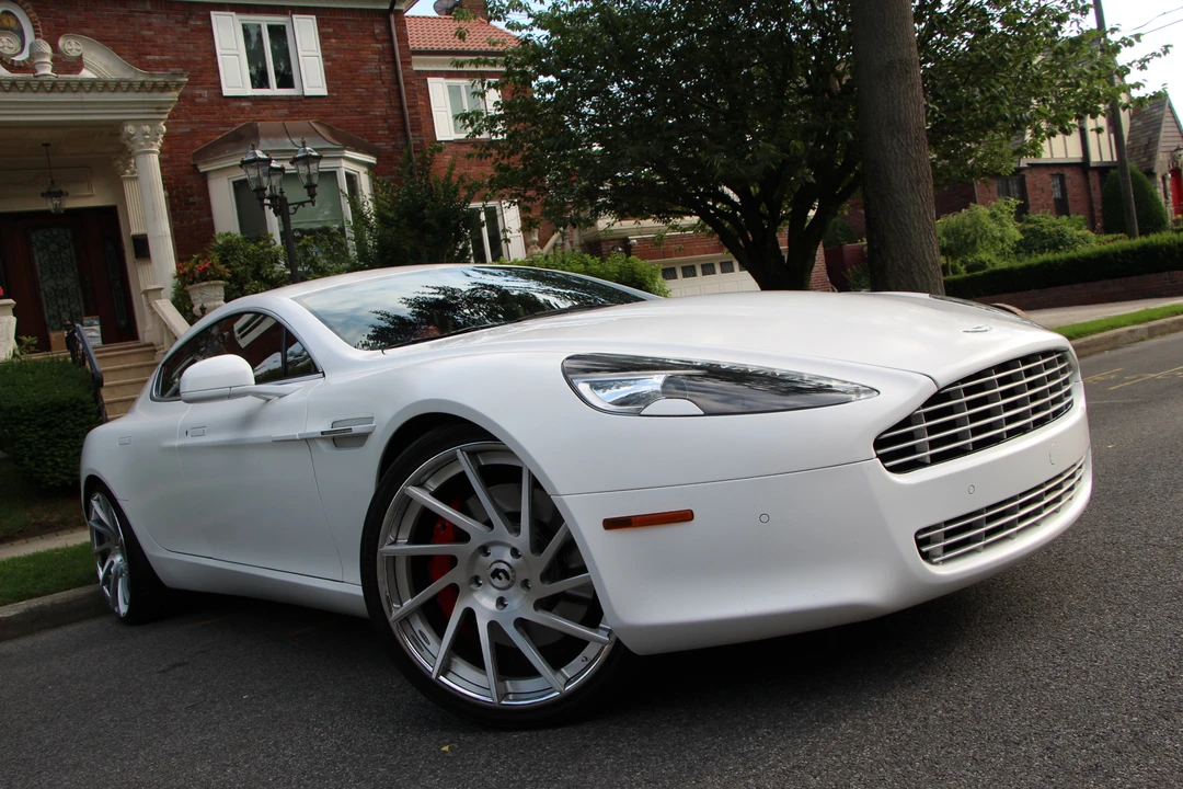 2011 Aston Martin Rapide - Image 11 of 31