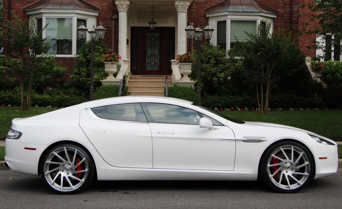 2011 Aston Martin Rapide - Image 10 of 31